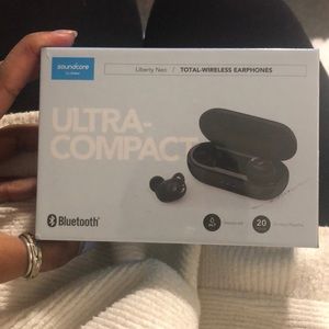 Liberty Neo ultra-compact earphones